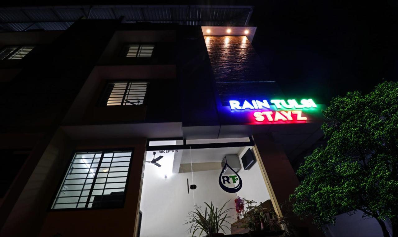 Itsy Hotels Rain Tulsi Stayz, Palarivattom Junction Kochi 외부 사진